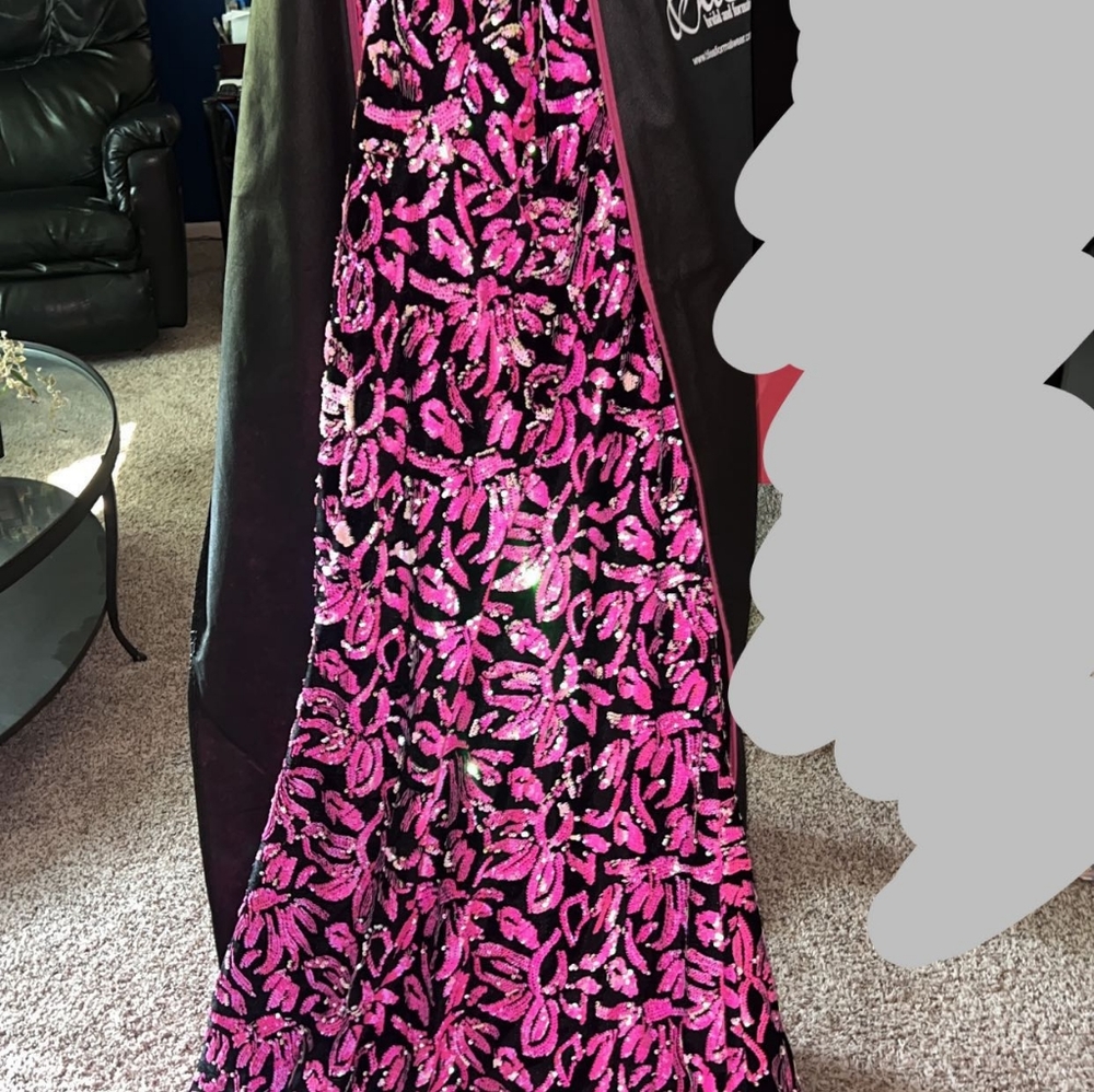 Prom Dress - Picture 3 of 4